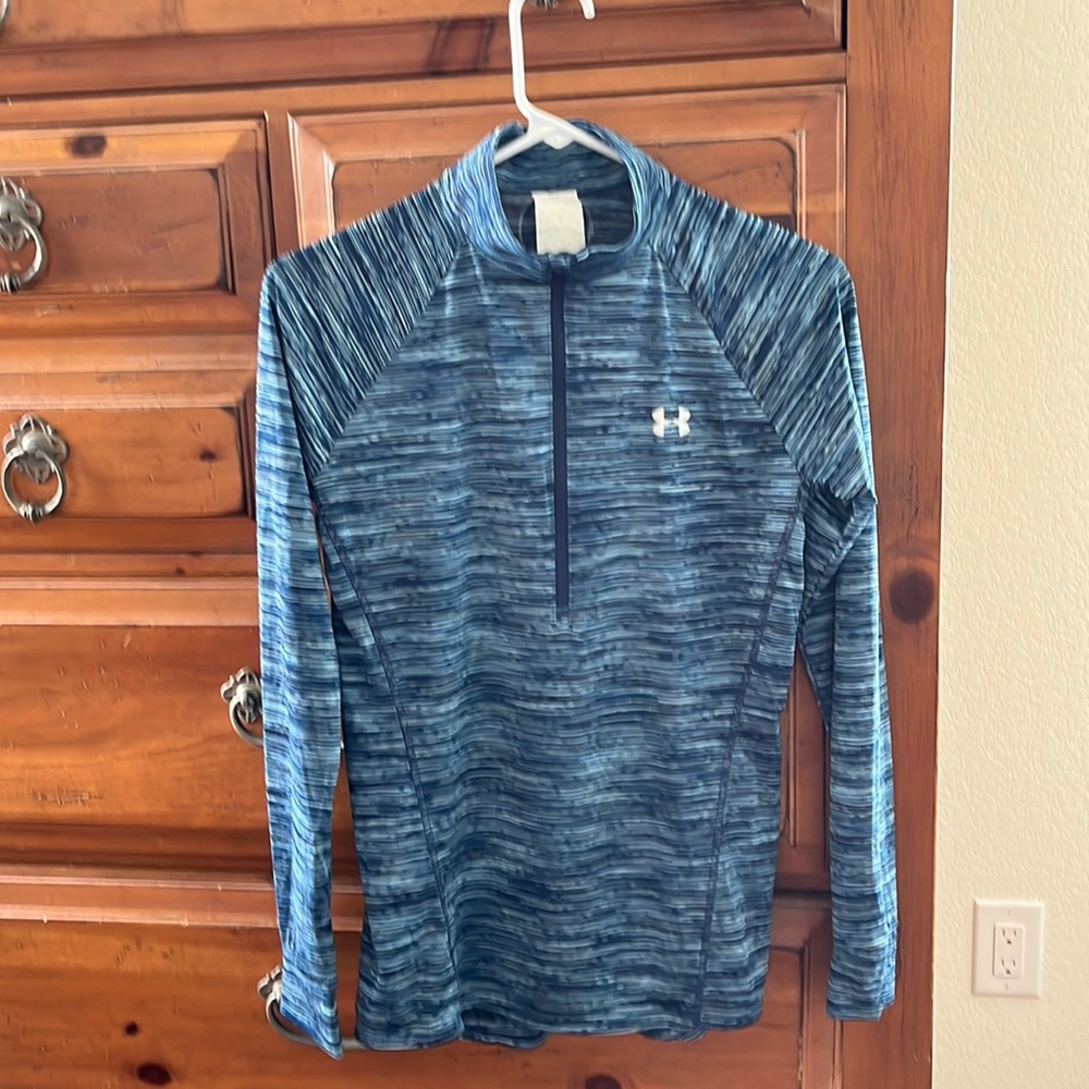 Under Armour Women’s blue striped quarter zip popover, size small.